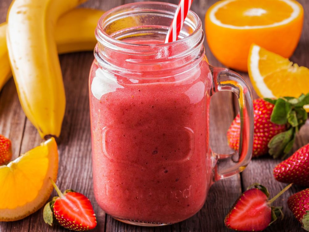 Receita de Smoothie de morango para combater a queda de cabelo.