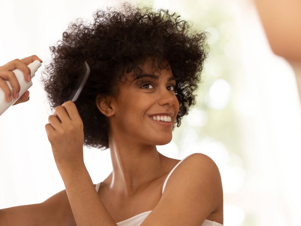 Cuidando do cabelo para evitar a queda de cabelo.